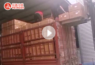 风机盘管装(zhuāng)車(chē)，跃鑫员工(gōng)精(jīng)神满满